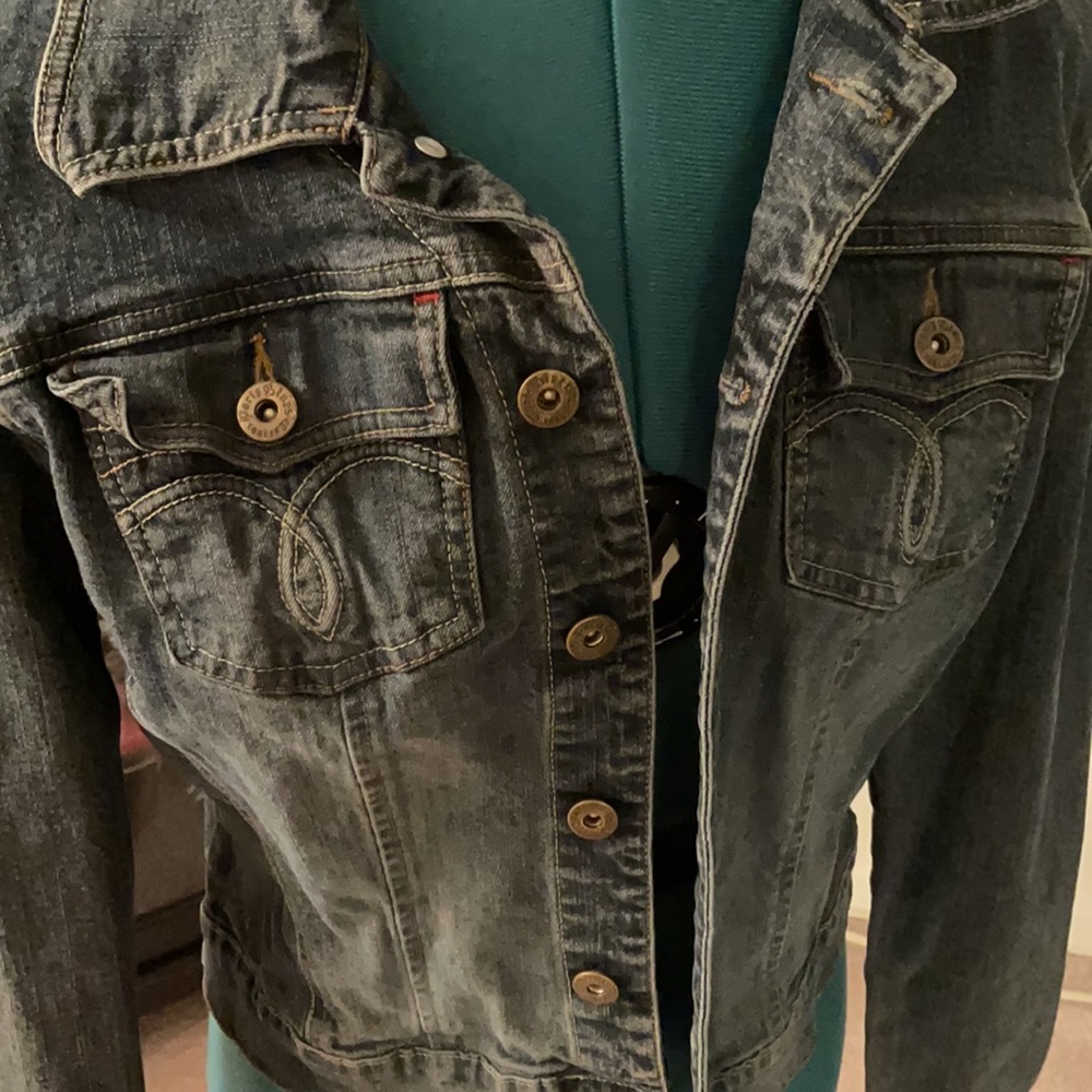 Jean Jacket - Picture 2 of 8